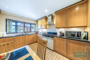 Photo 16- click for photo gallery